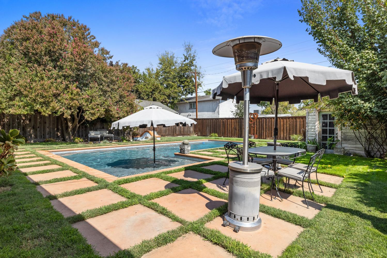 408 Wilson Ave, Modesto, CA 95354