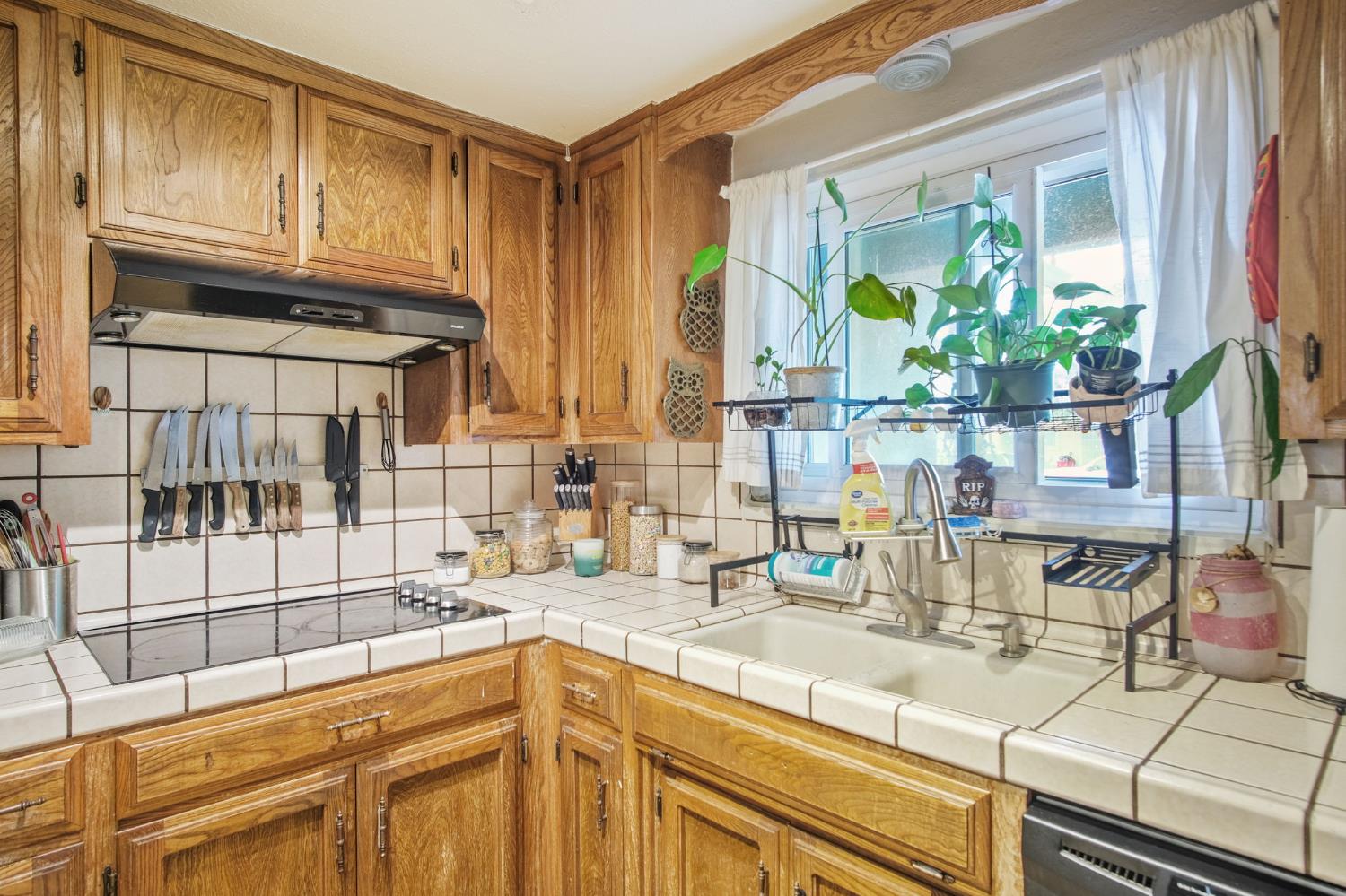 3221 Dublin Ave, Merced, CA 95340