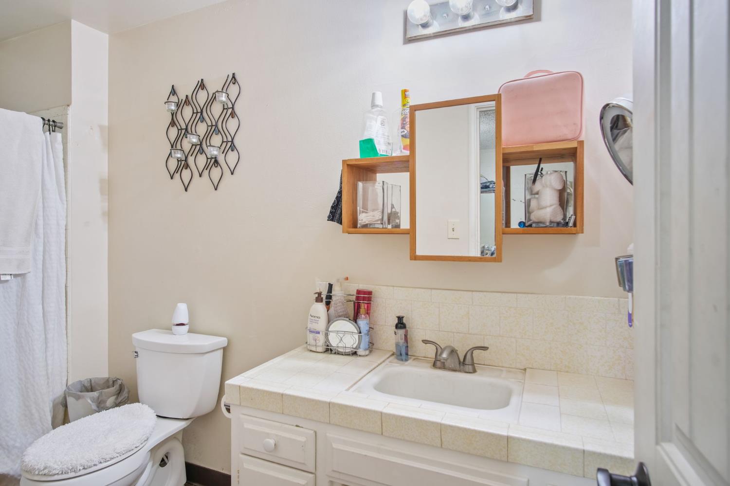 3221 Dublin Ave, Merced, CA 95340