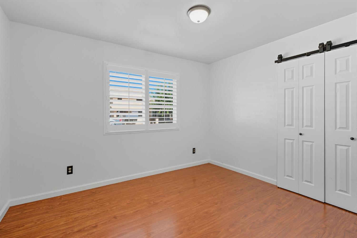 301 E North St, Oakdale, CA 95361