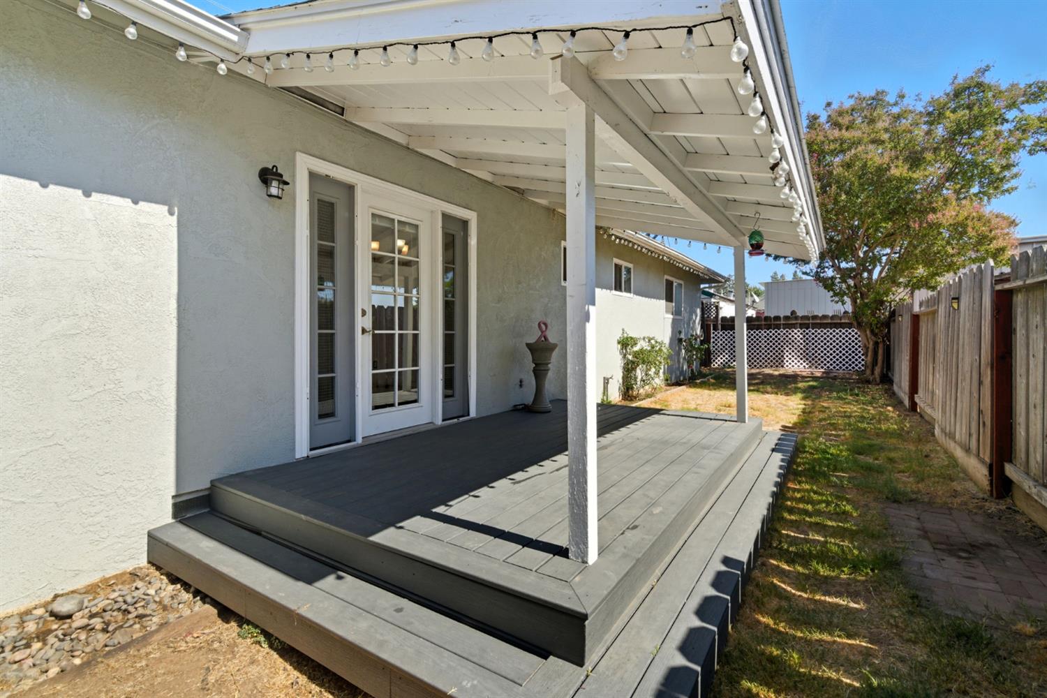 301 E North St, Oakdale, CA 95361