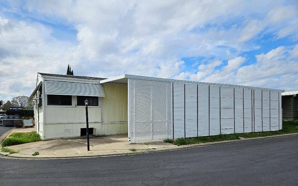 2240 Golden Oak Ln #103, Merced, CA 95341