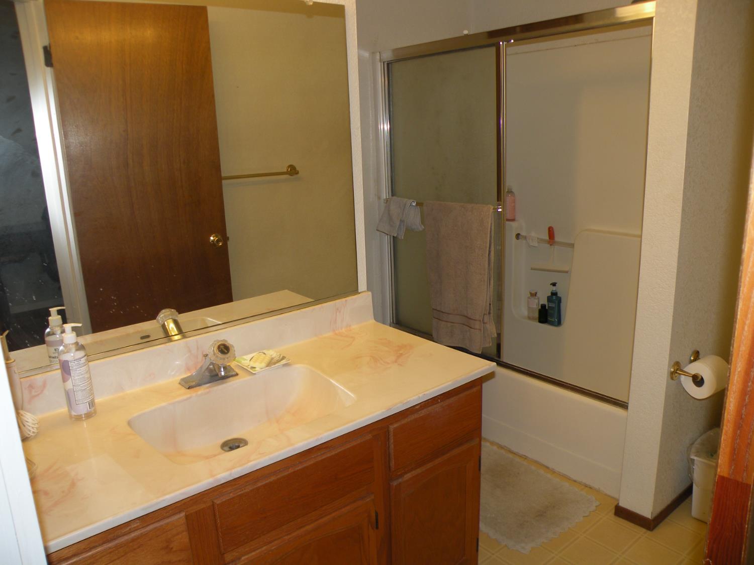 4045 Dale Rd #C, Modesto, CA 95356