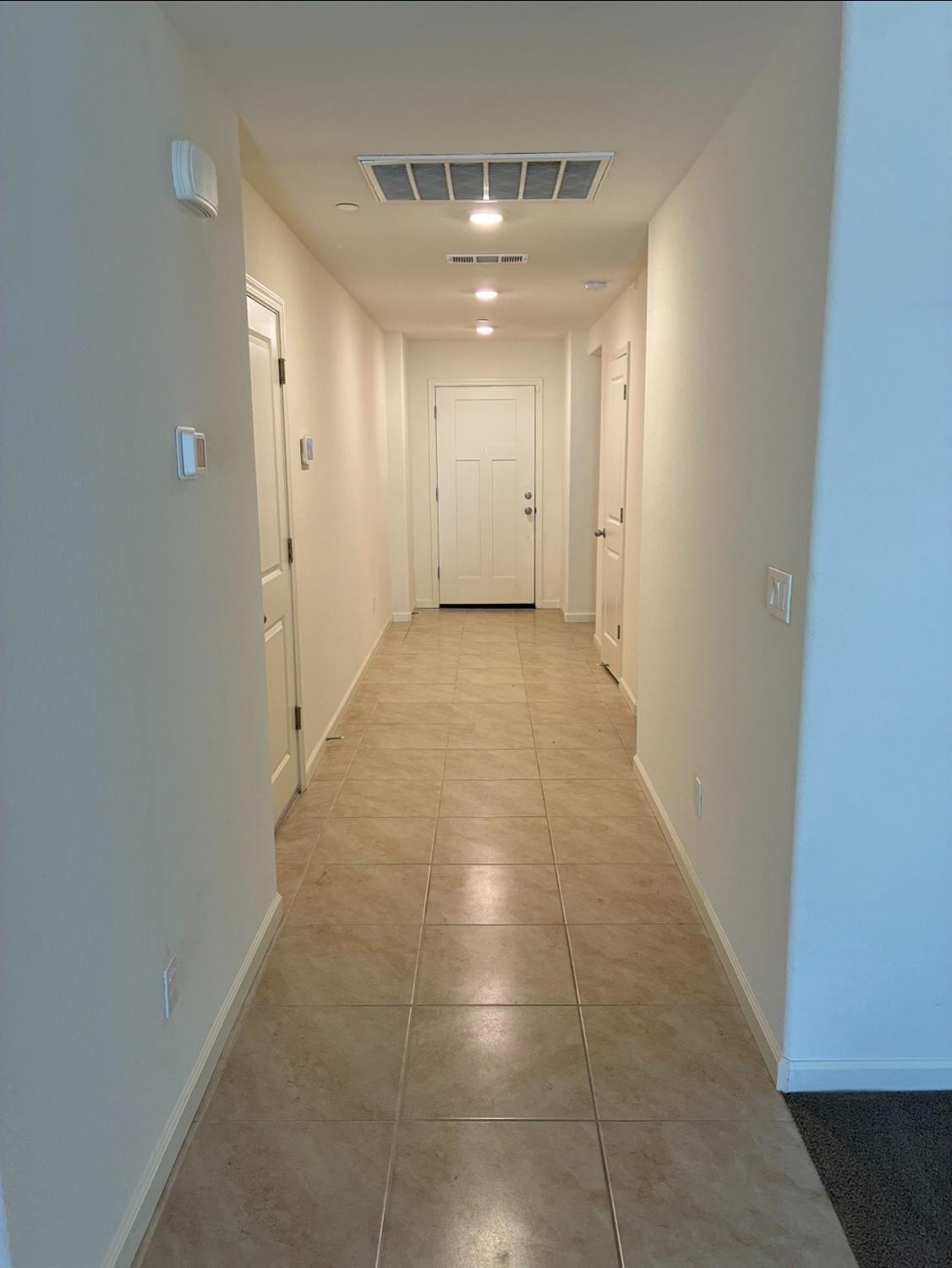 2272 Sanders Ct, Los Banos, CA 93635