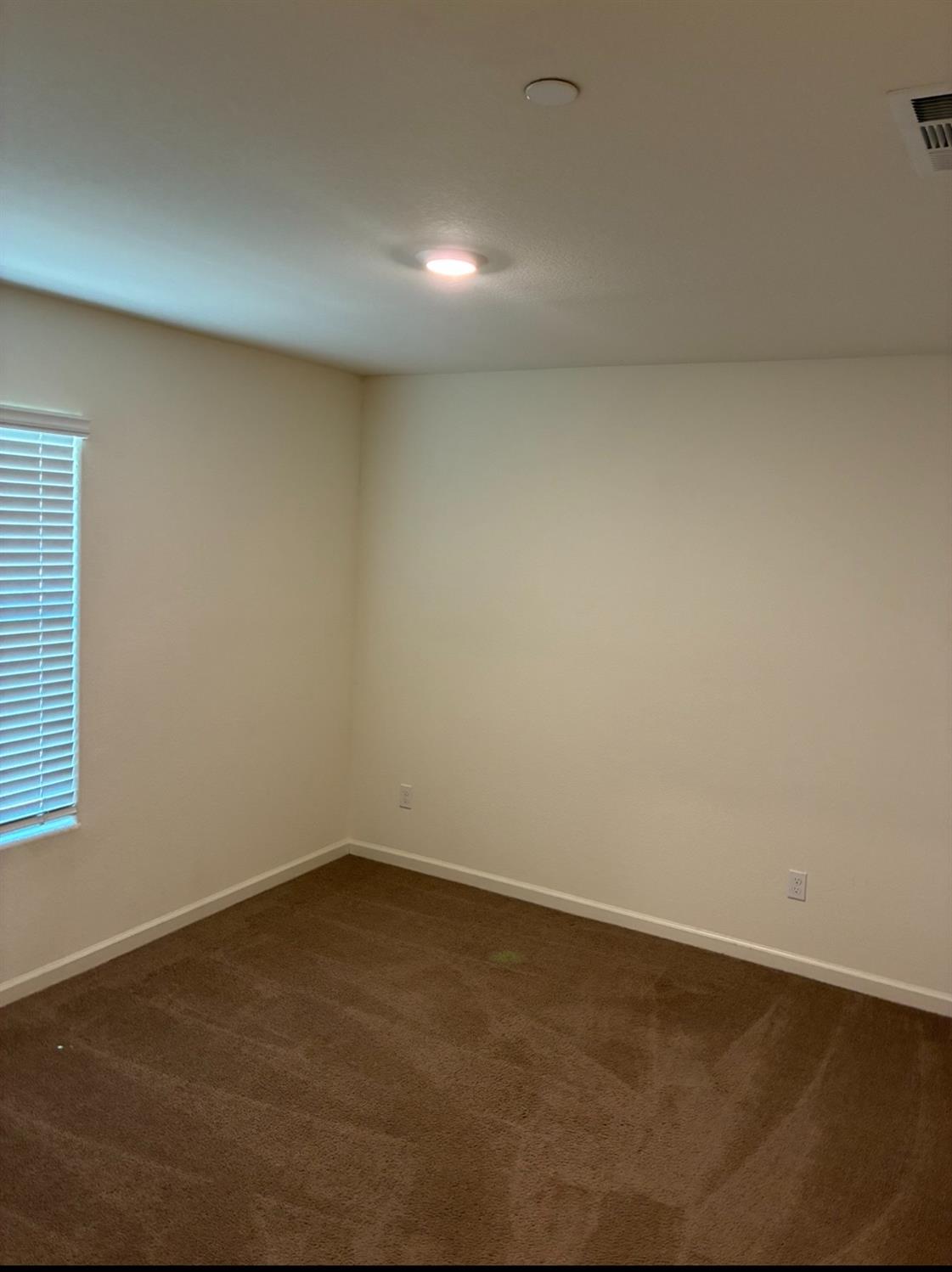 2272 Sanders Ct, Los Banos, CA 93635