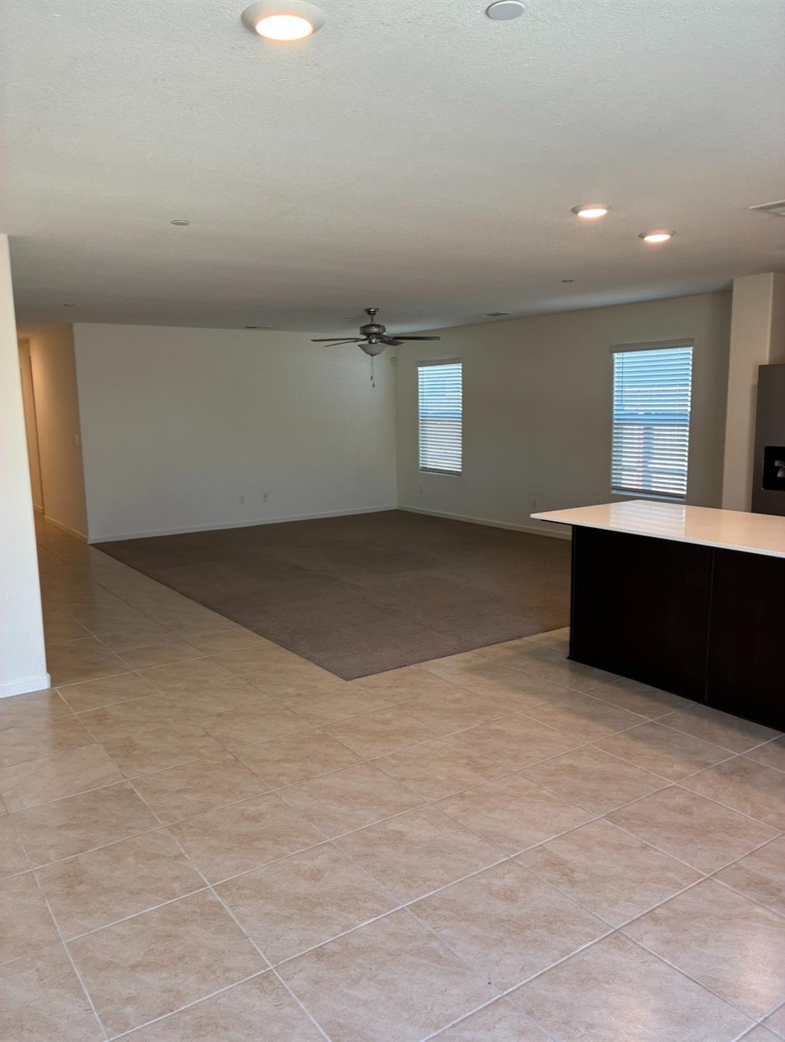 2272 Sanders Ct, Los Banos, CA 93635