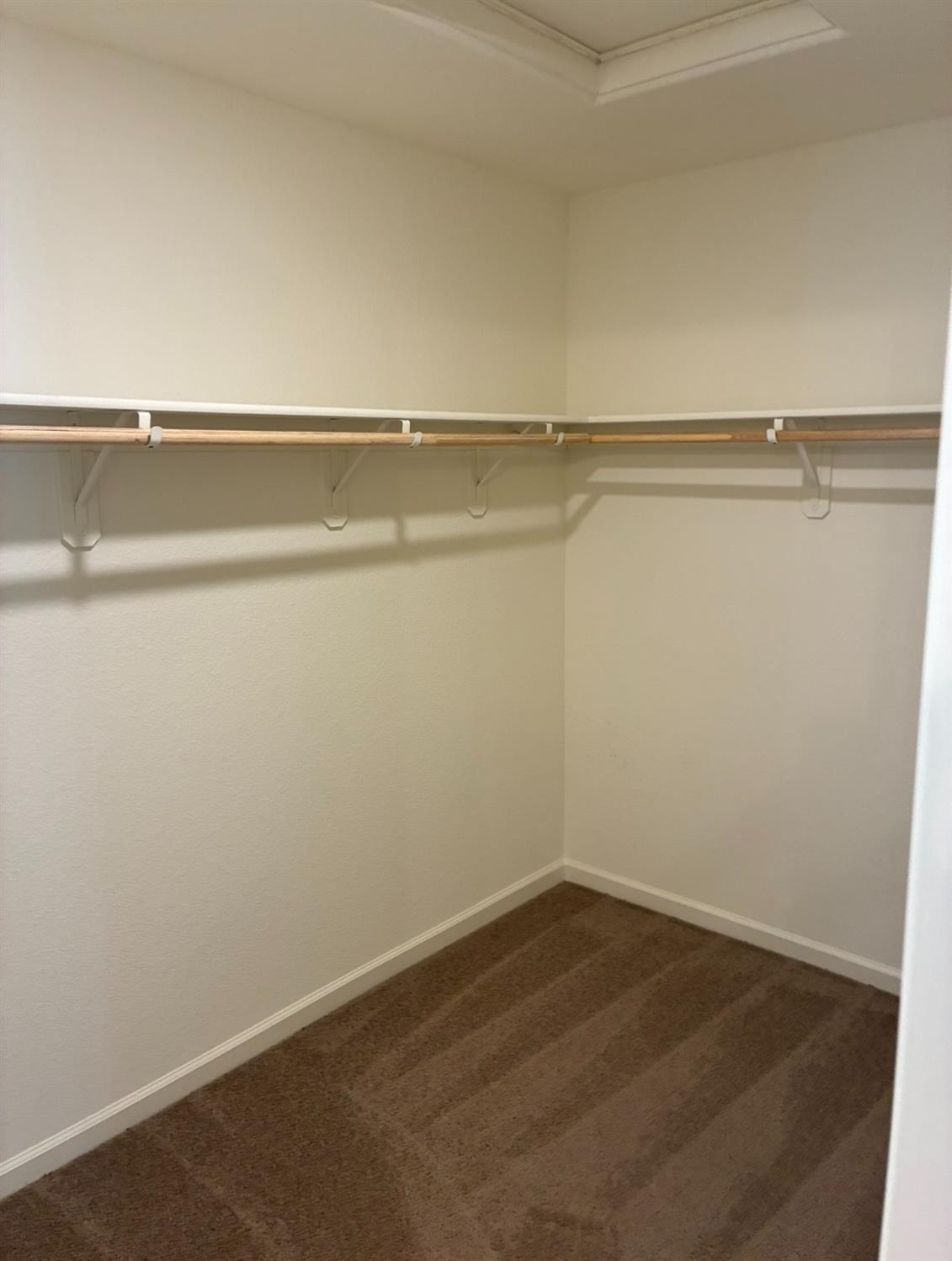 2272 Sanders Ct, Los Banos, CA 93635