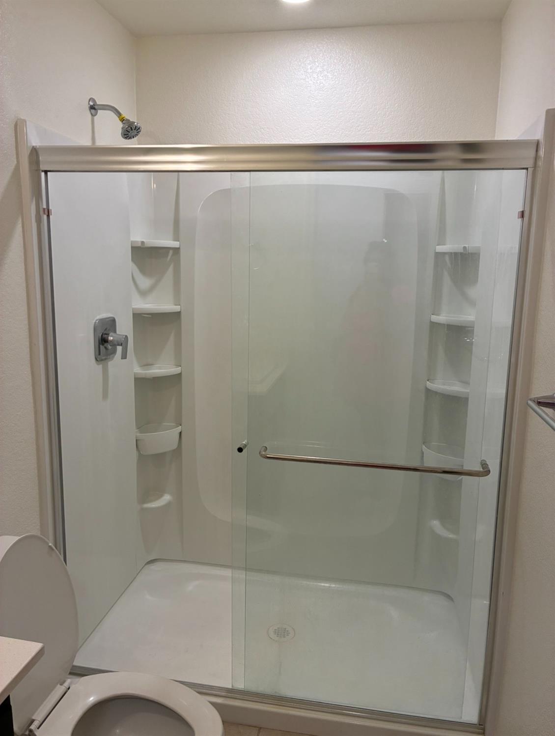 2272 Sanders Ct, Los Banos, CA 93635