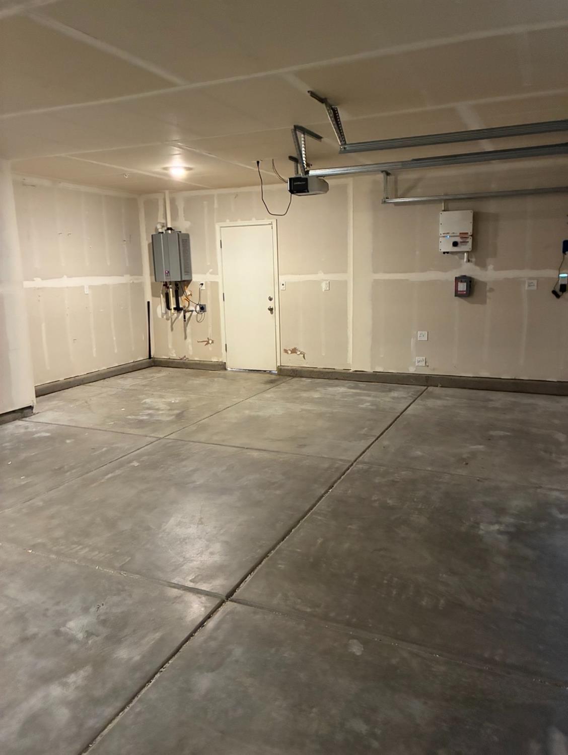 2272 Sanders Ct, Los Banos, CA 93635