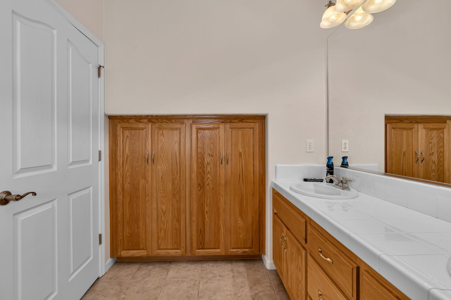 601 Betten St, Los Banos, CA 93635