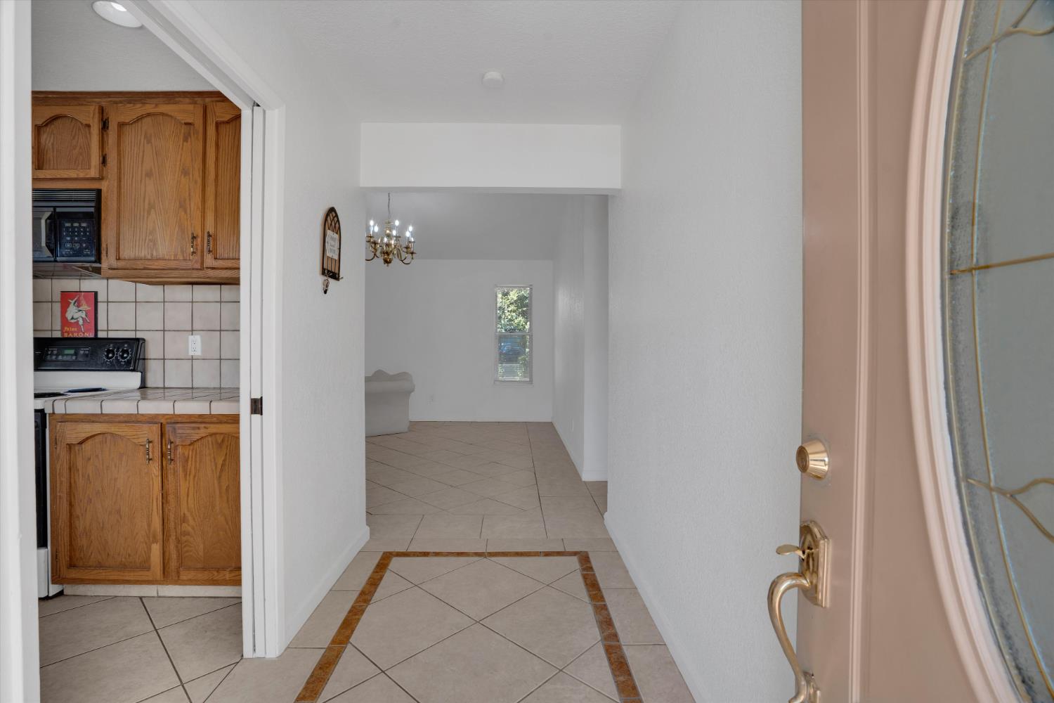 517 W Tuolumne Rd, Turlock, CA 95382