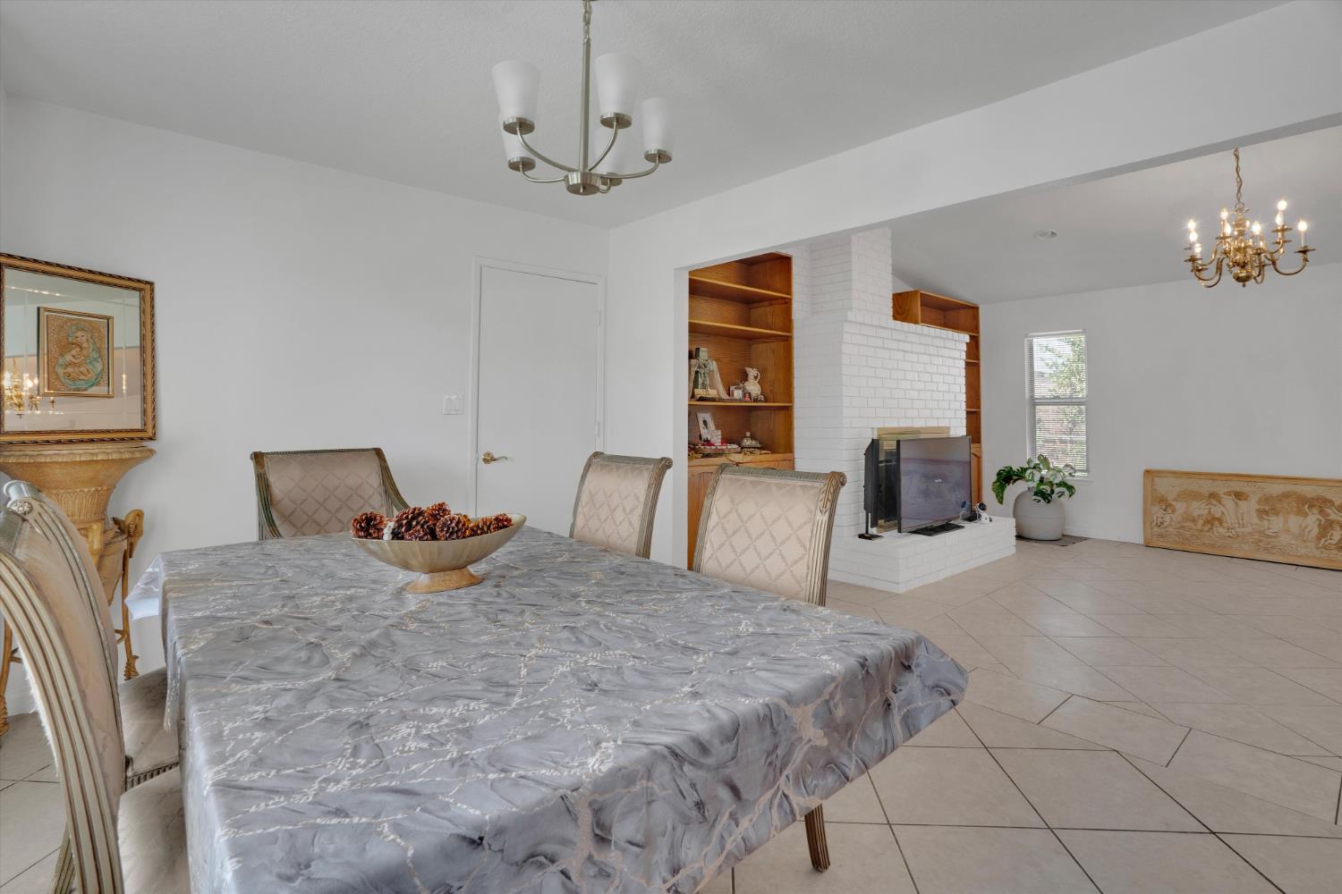 517 W Tuolumne Rd, Turlock, CA 95382