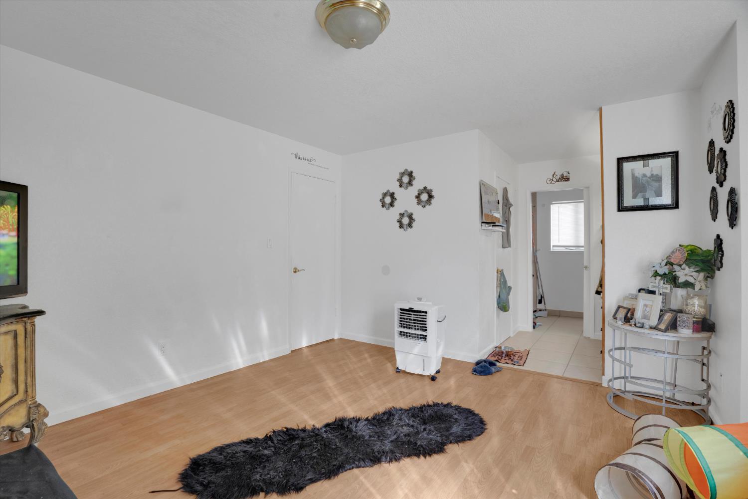 517 W Tuolumne Rd, Turlock, CA 95382