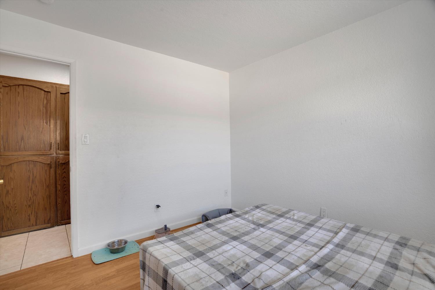 517 W Tuolumne Rd, Turlock, CA 95382