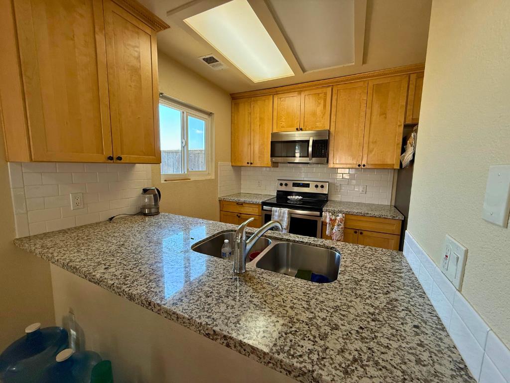 140 Algen Ave, Modesto, CA 95358