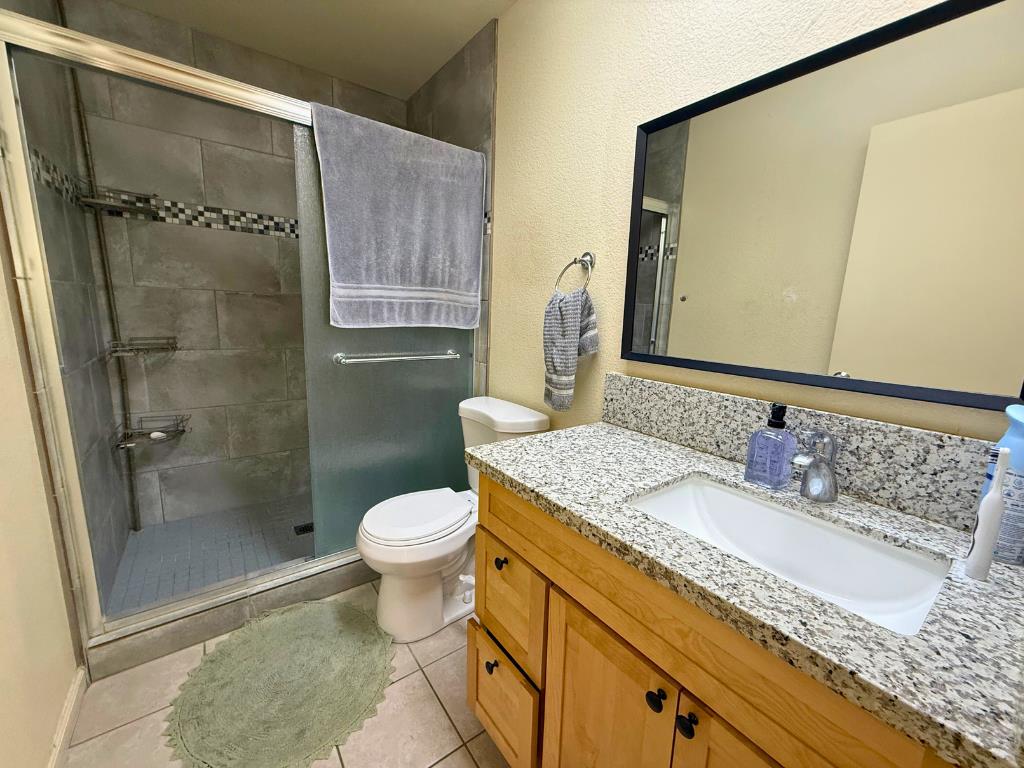 140 Algen Ave, Modesto, CA 95358