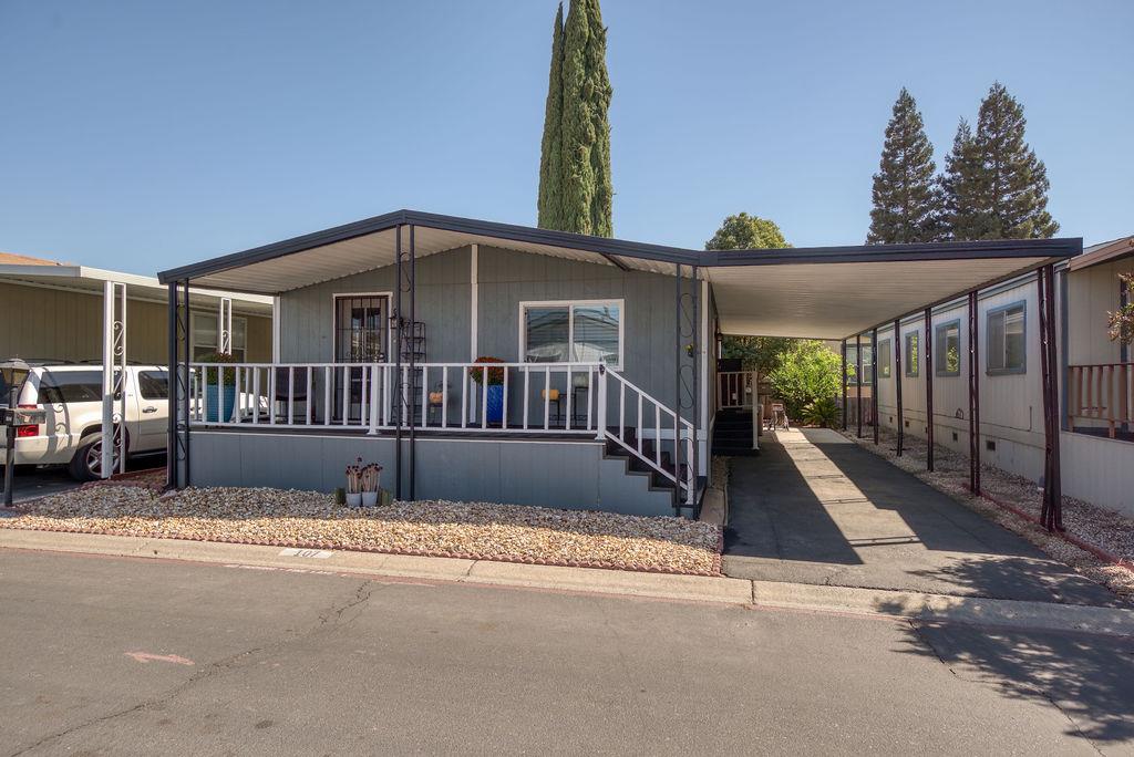 107 Schooner, Modesto, CA 95356