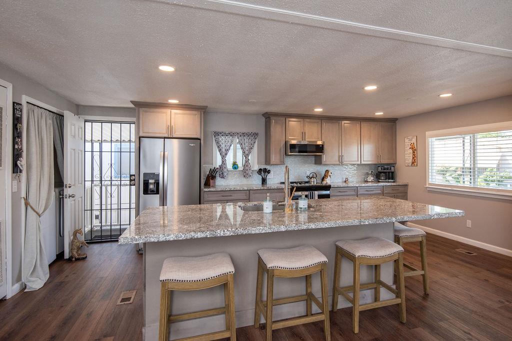 107 Schooner, Modesto, CA 95356