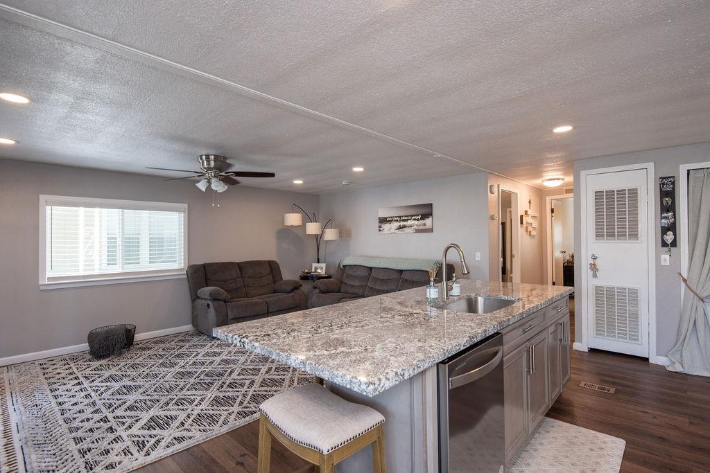 107 Schooner, Modesto, CA 95356