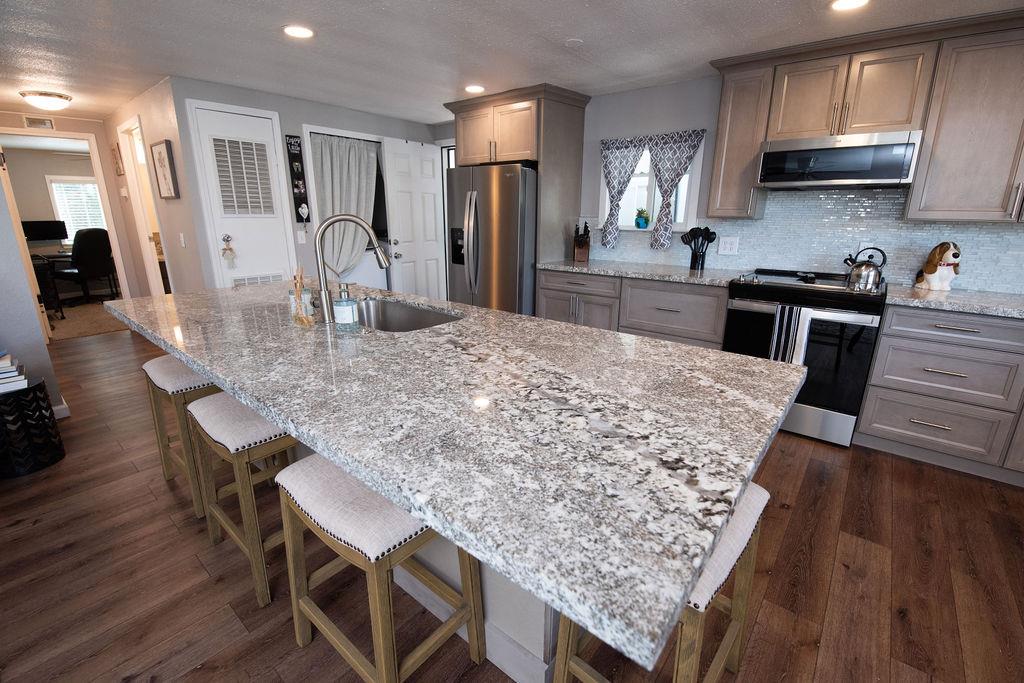 107 Schooner, Modesto, CA 95356