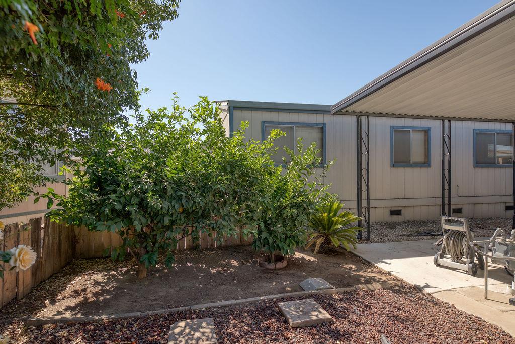 107 Schooner, Modesto, CA 95356