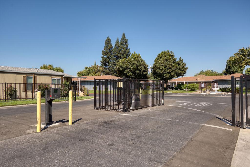 107 Schooner, Modesto, CA 95356