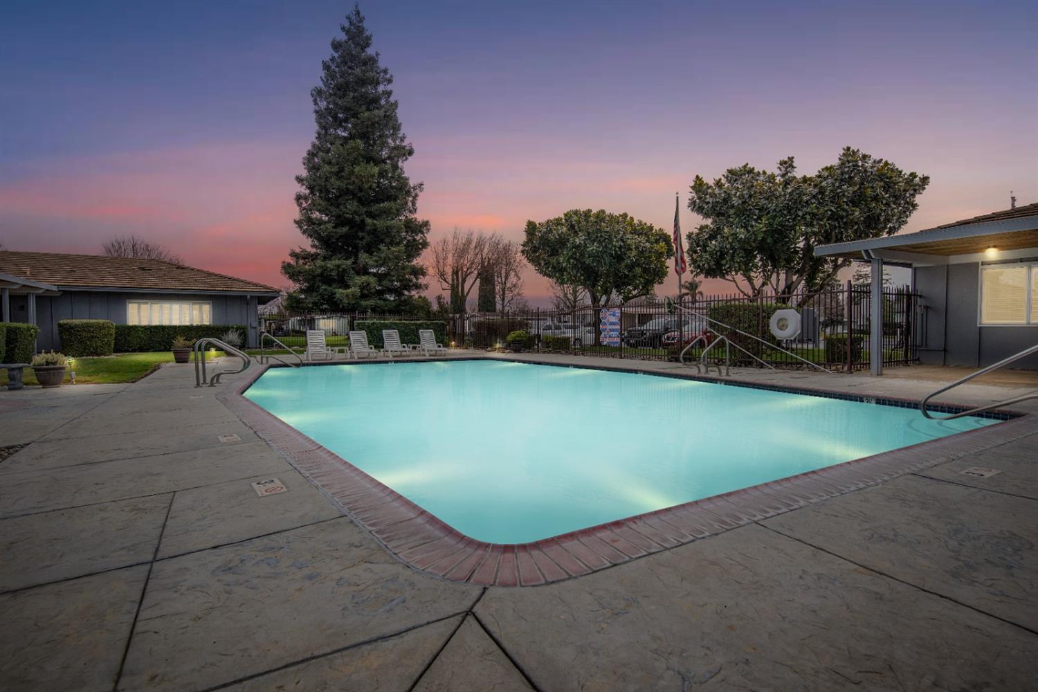 107 Schooner, Modesto, CA 95356