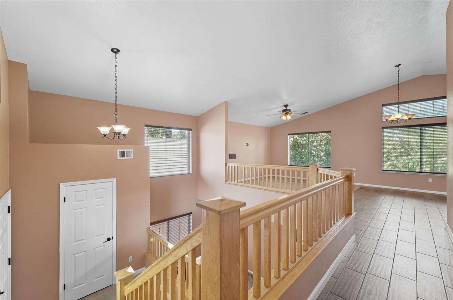 1931 Diamond Oak Way, Manteca, CA 95336