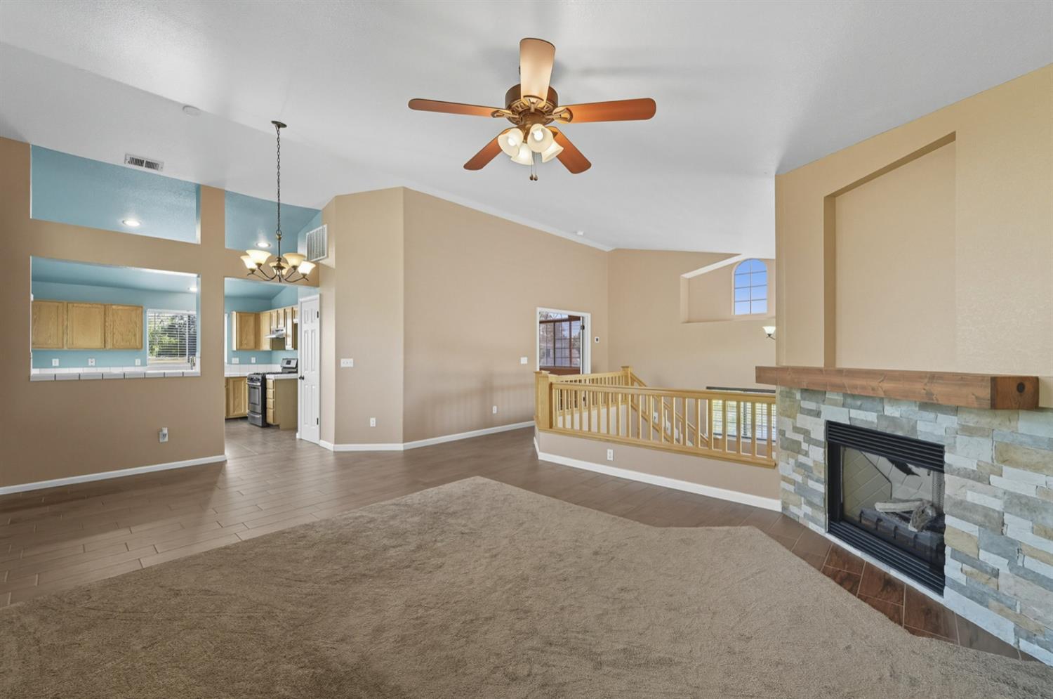 1931 Diamond Oak Way, Manteca, CA 95336