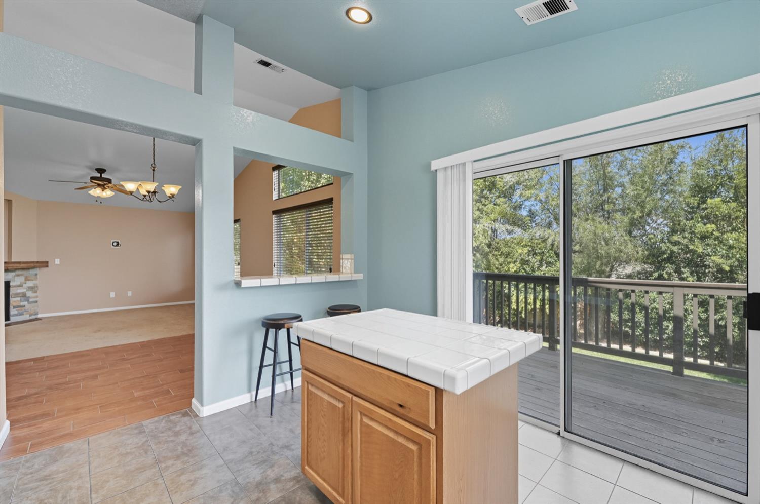 1931 Diamond Oak Way, Manteca, CA 95336