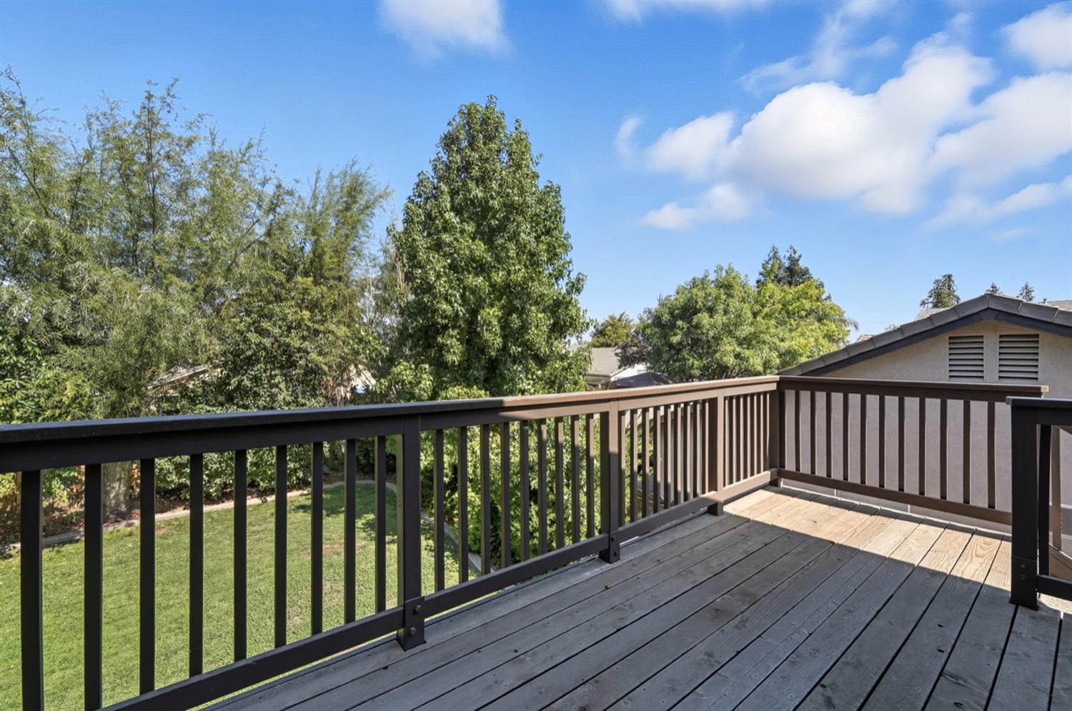 1931 Diamond Oak Way, Manteca, CA 95336