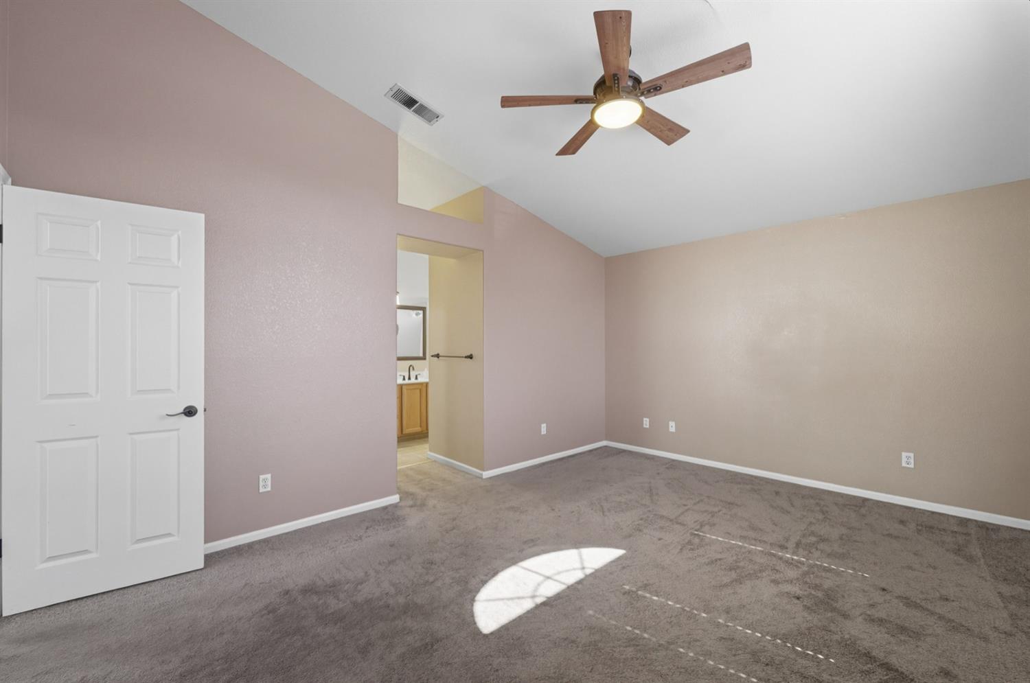 1931 Diamond Oak Way, Manteca, CA 95336