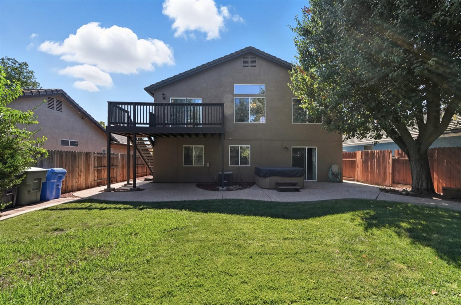 1931 Diamond Oak Way, Manteca, CA 95336