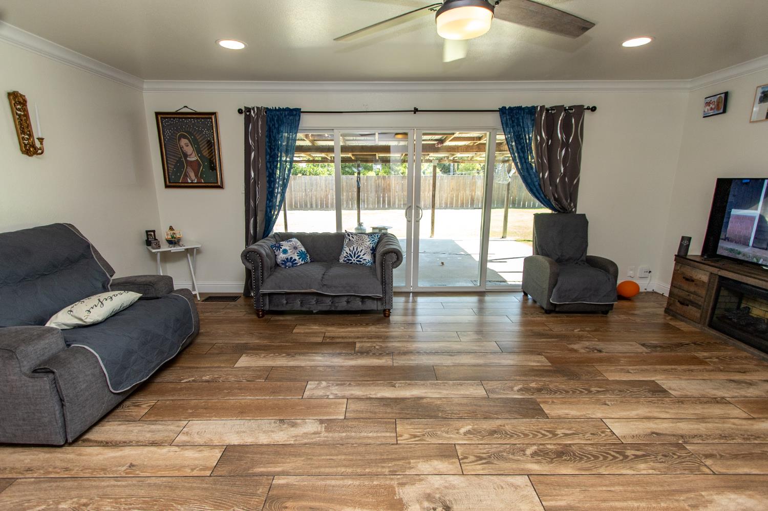 2806 Tahoe Dr, Merced, CA 95340