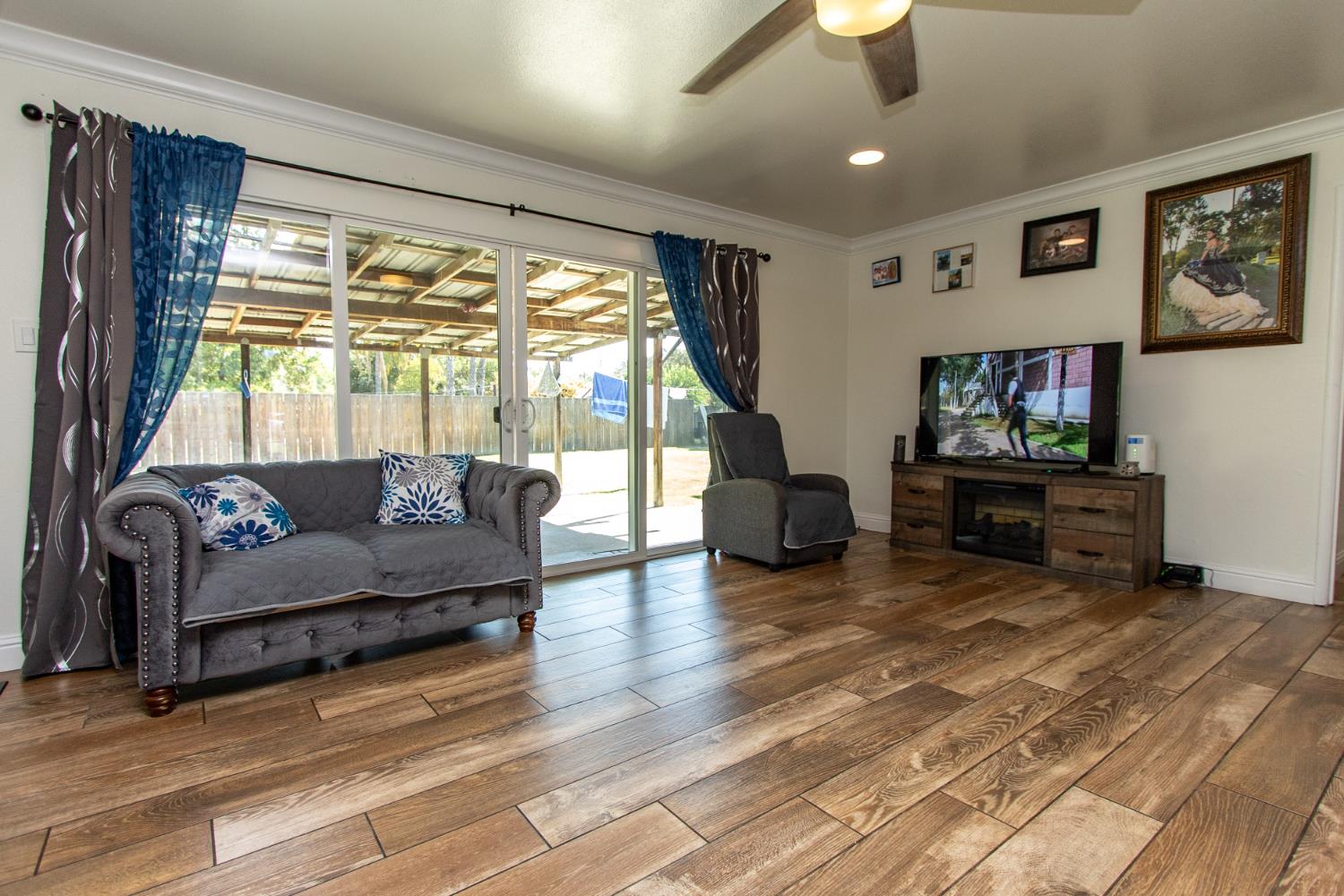 2806 Tahoe Dr, Merced, CA 95340