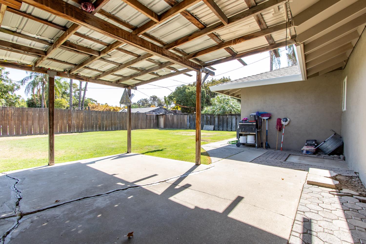 2806 Tahoe Dr, Merced, CA 95340