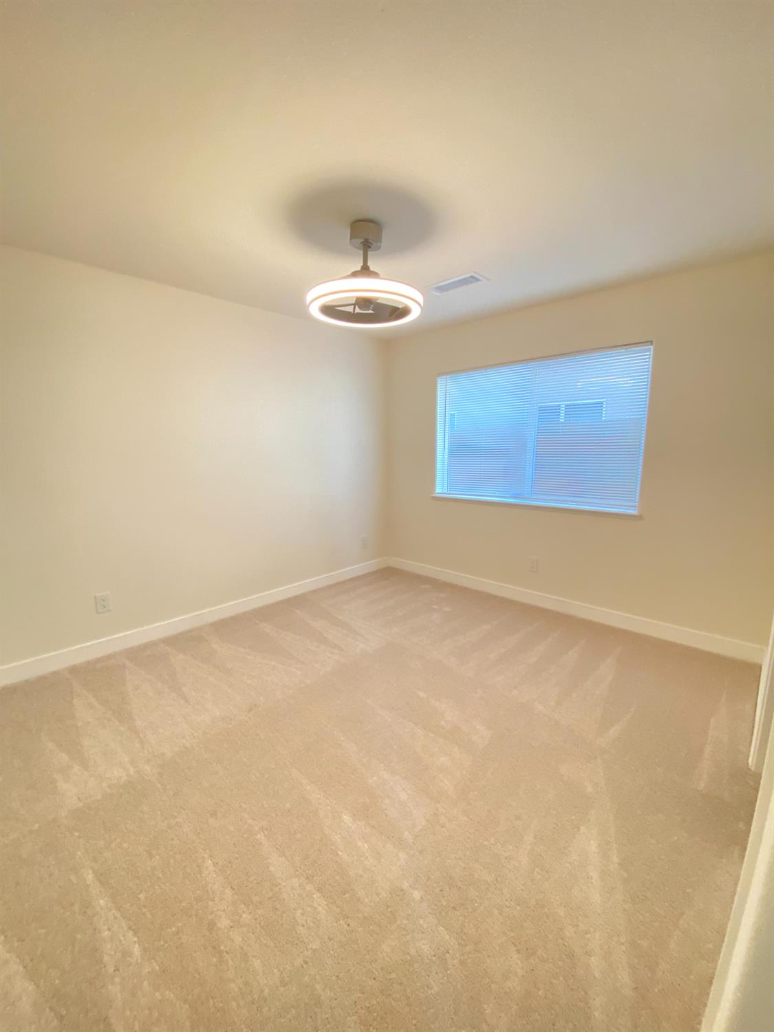 1716 Via Milano, Gustine, CA 95322