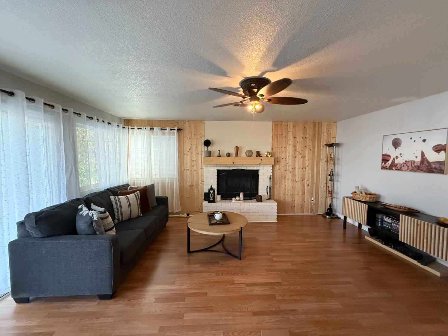 1010 Neal St, Los Banos, CA 93635