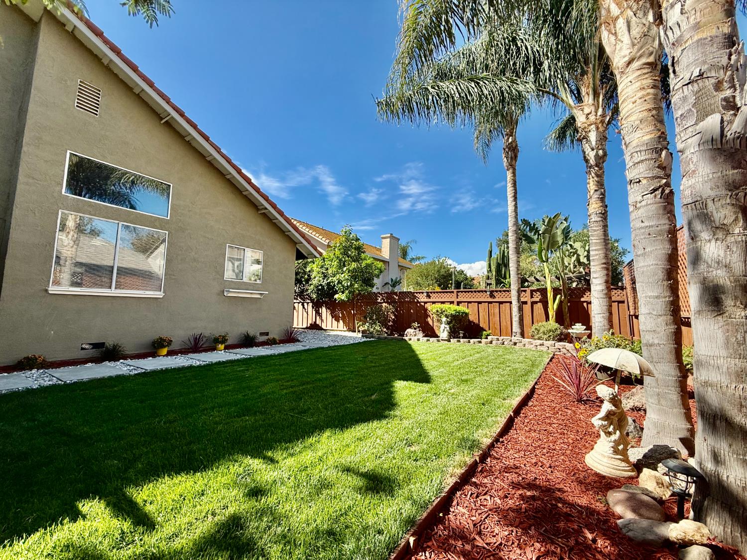 1010 Neal St, Los Banos, CA 93635