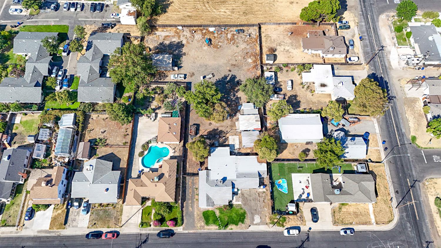 1535 Melrose Ave, Modesto, CA 95350