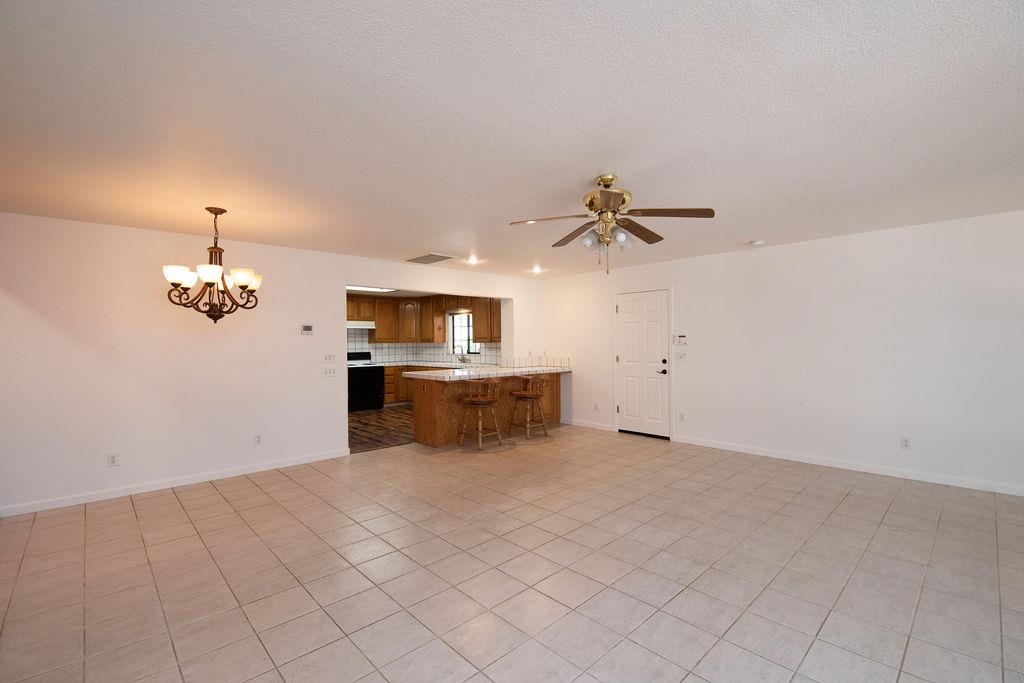 24 N Bryan Ave, Oakdale, CA 95361