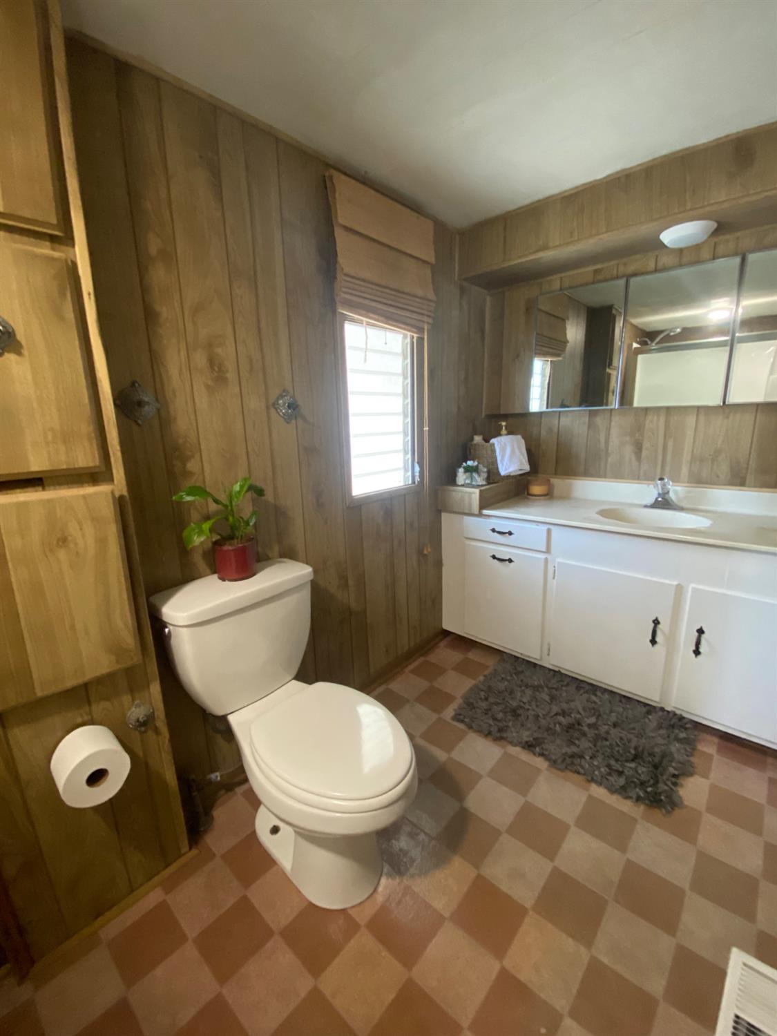 1830 E Yosemite Ave #7, Manteca, CA 95336