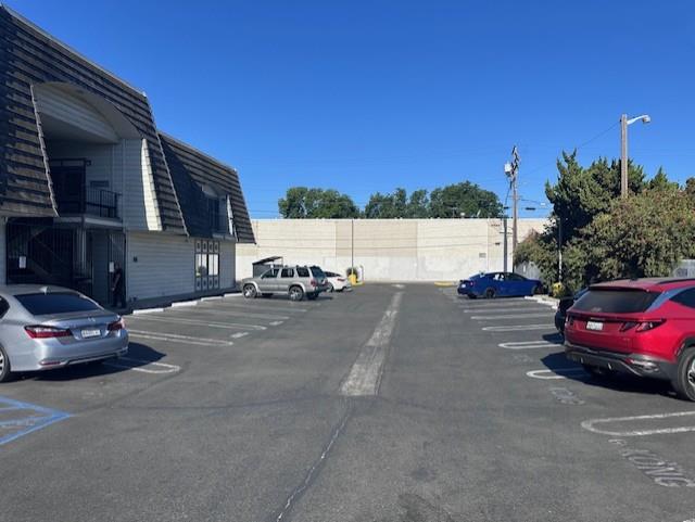 101 College Ave, Modesto, CA 95350