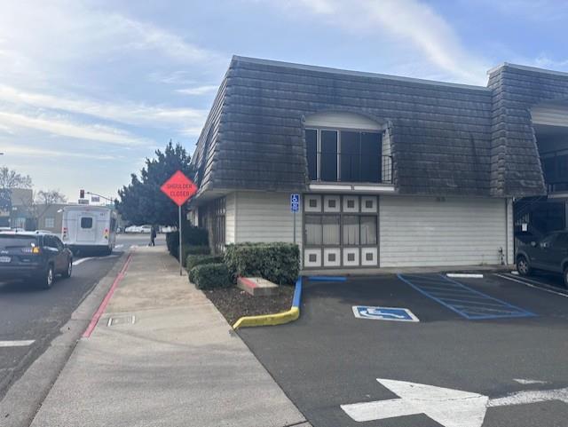 101 College Ave, Modesto, CA 95350