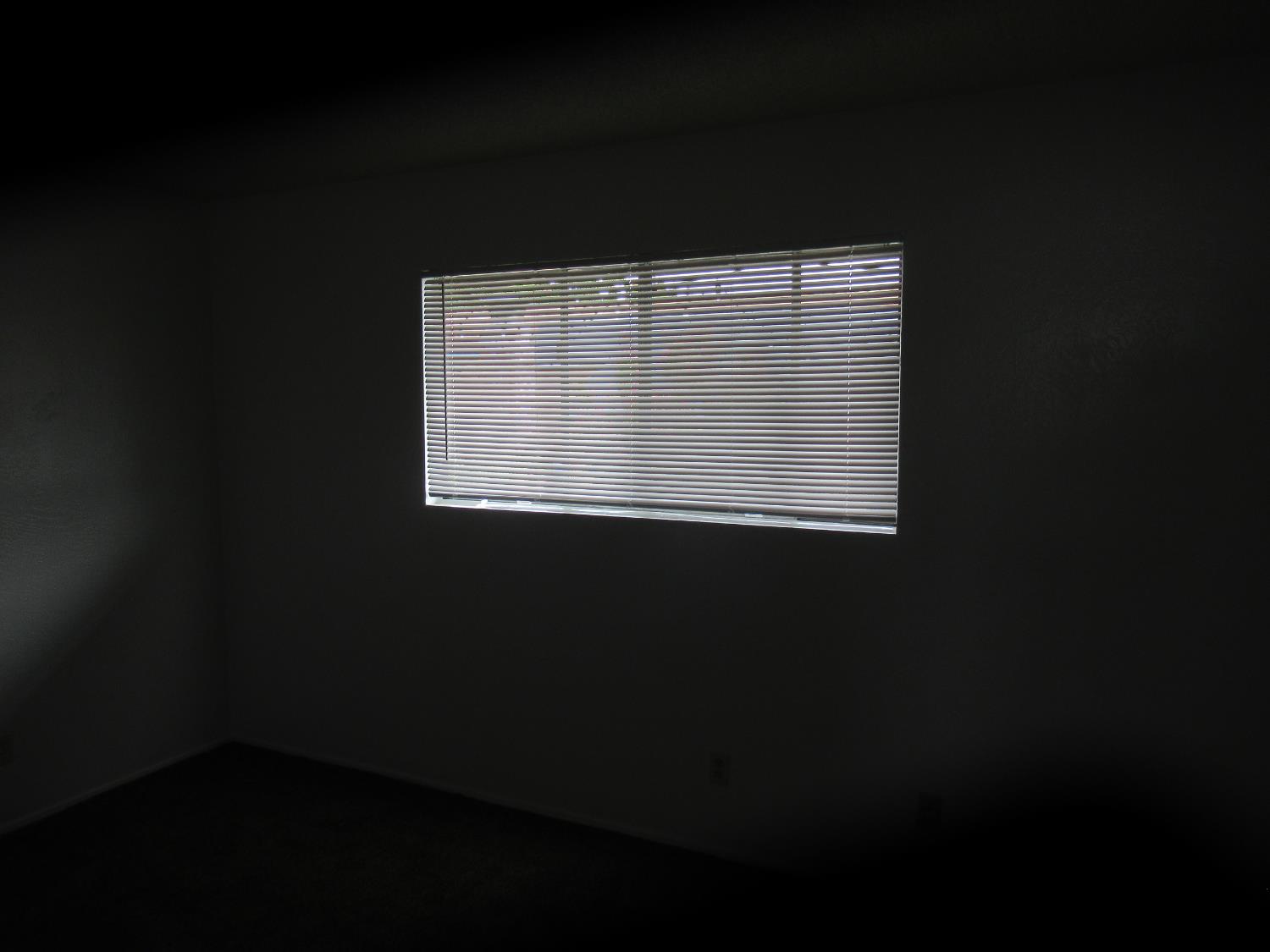 325 W H St, Oakdale, CA 95361