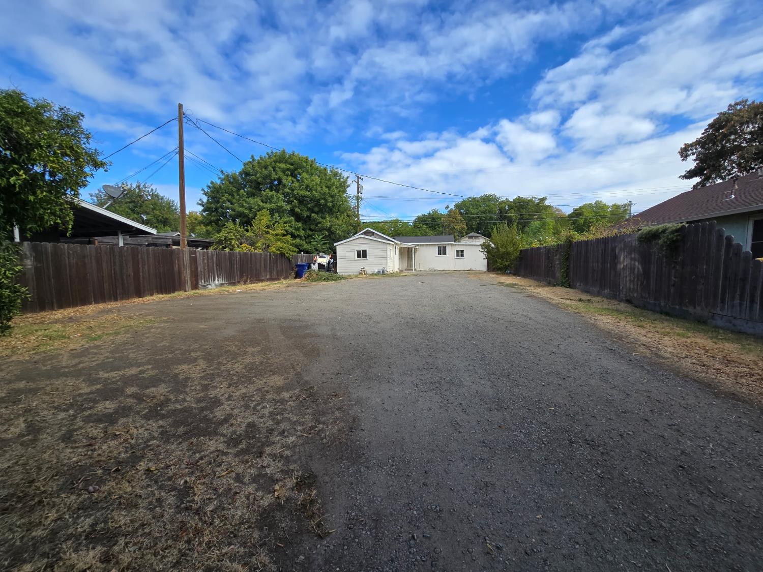 334 Semple St, Modesto, CA 95354