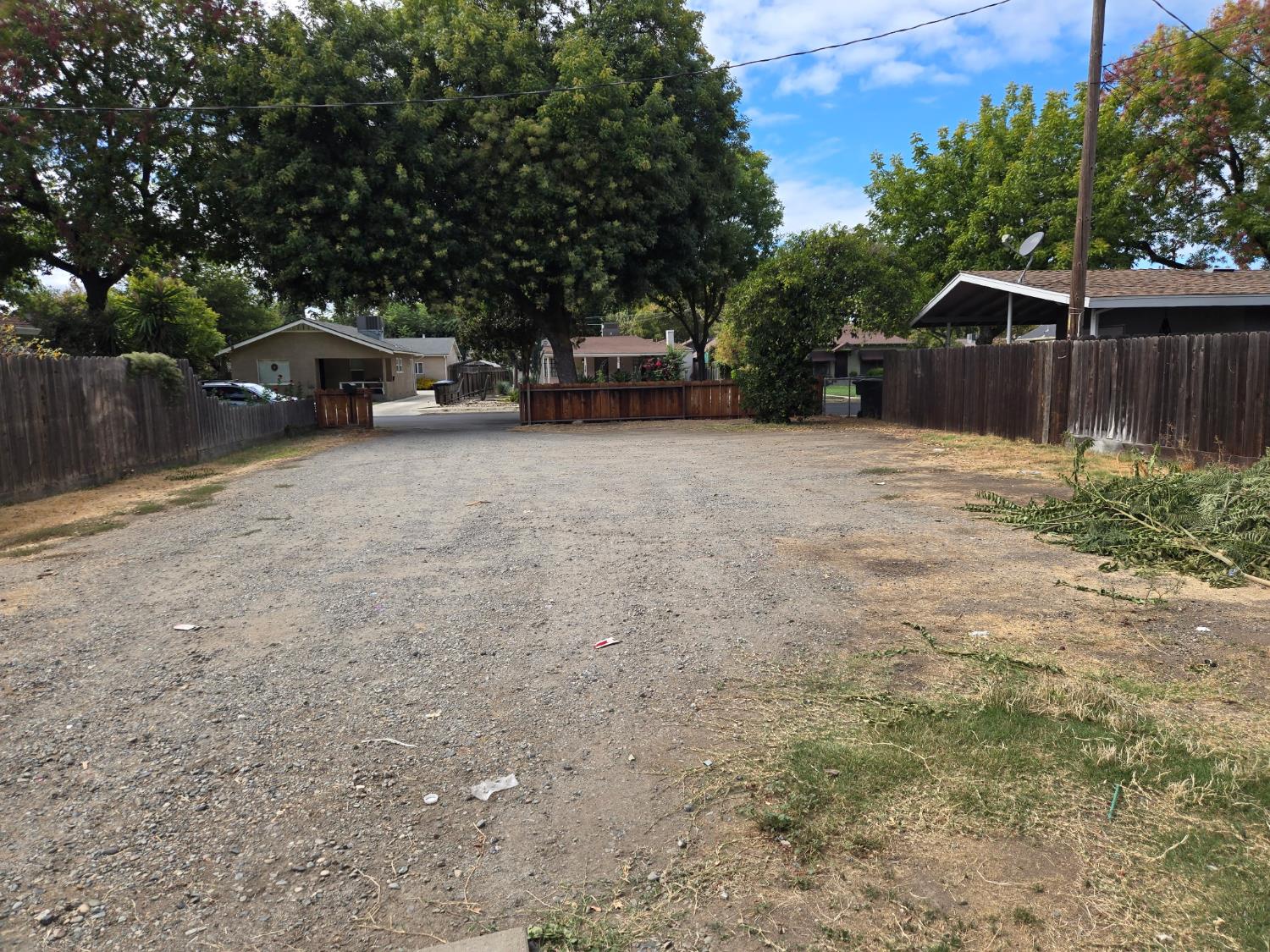 334 Semple St, Modesto, CA 95354