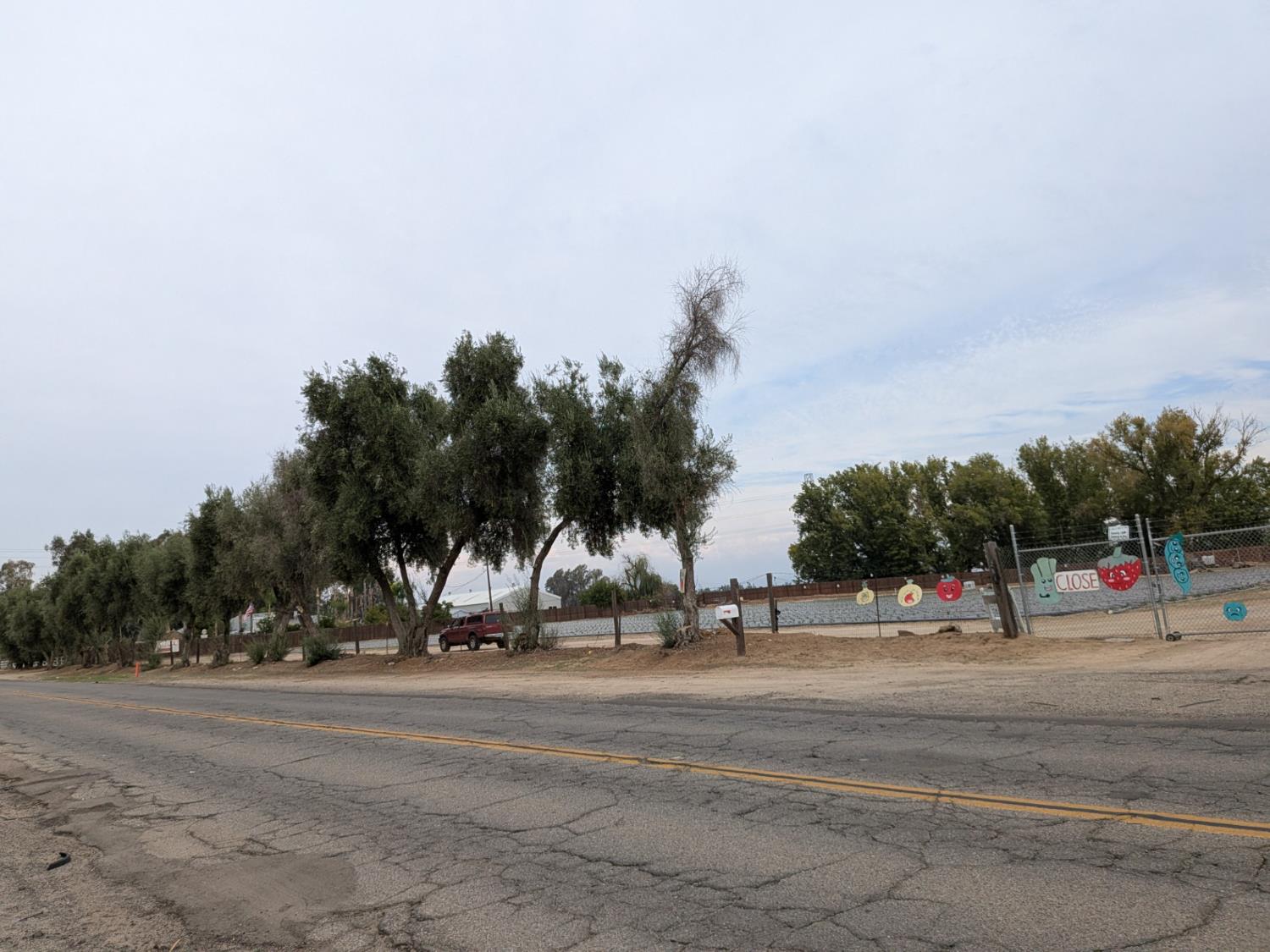 284 S Temperance Ave, Fresno, CA 93727