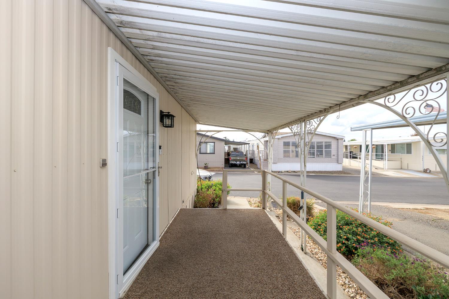 2505 Jackson Ave #194, Escalon, CA 95320