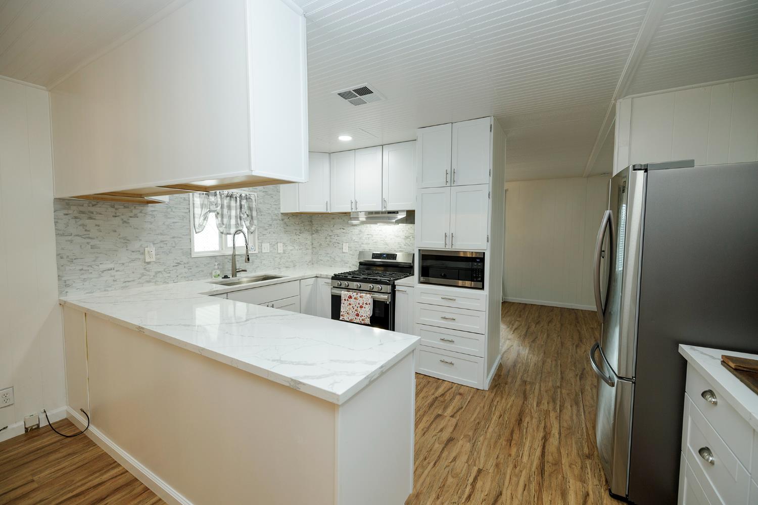 2505 Jackson Ave #194, Escalon, CA 95320